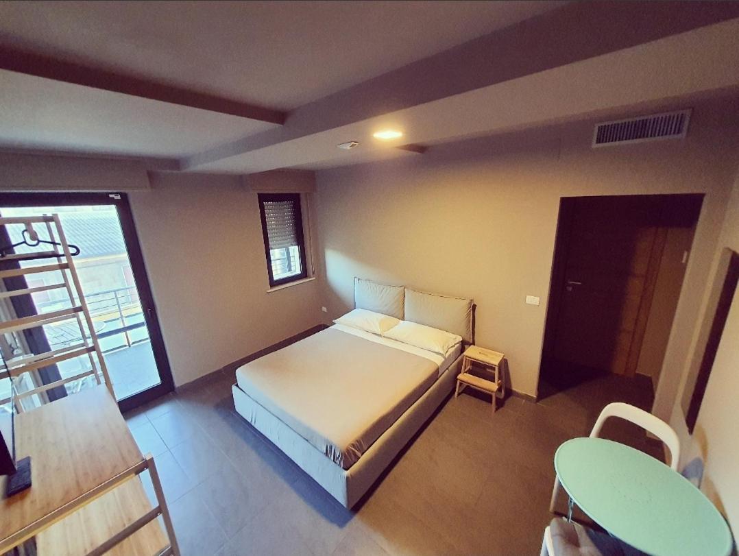 Dannunziano Aparthotel Chieti Ngoại thất bức ảnh