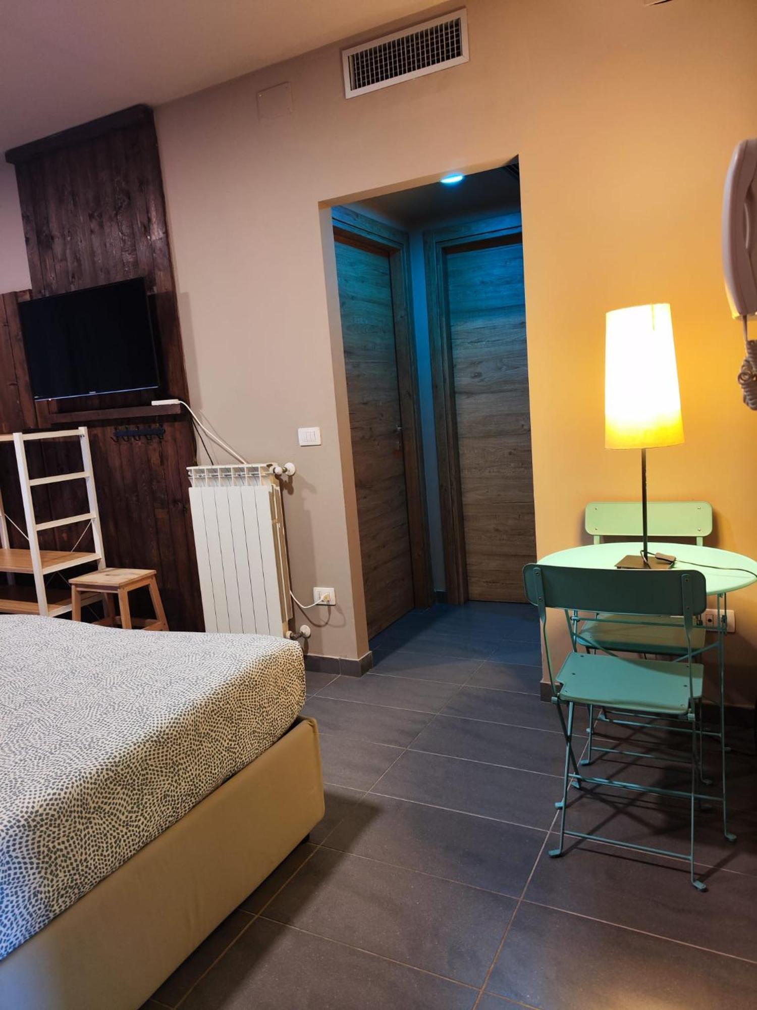 Dannunziano Aparthotel Chieti Ngoại thất bức ảnh