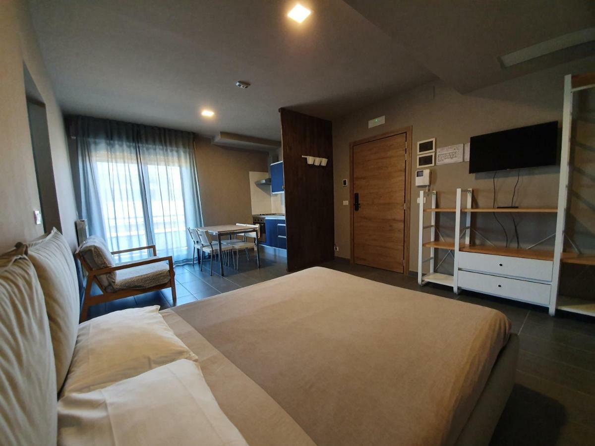 Dannunziano Aparthotel Chieti Ngoại thất bức ảnh